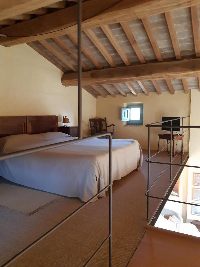 Borgo Cardaneto Bed & Breakfast Montone  Exterior photo